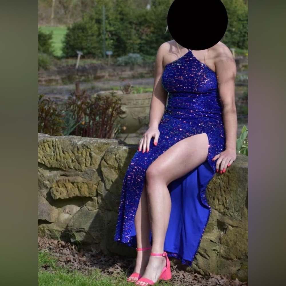 Blue prom dress